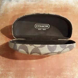 Coach Hard Clam Shell Eyeglasses Sunglasses Case.